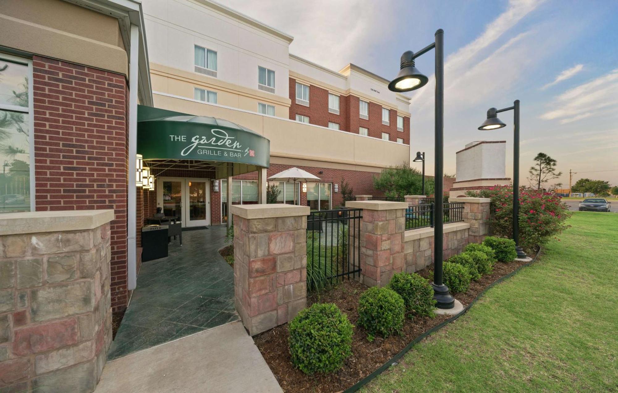 Hilton Garden Inn Lawton-Fort Sill Bagian luar foto